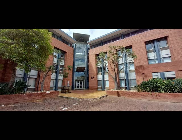 712M² OFFICE TO LET IN WOODMEAD